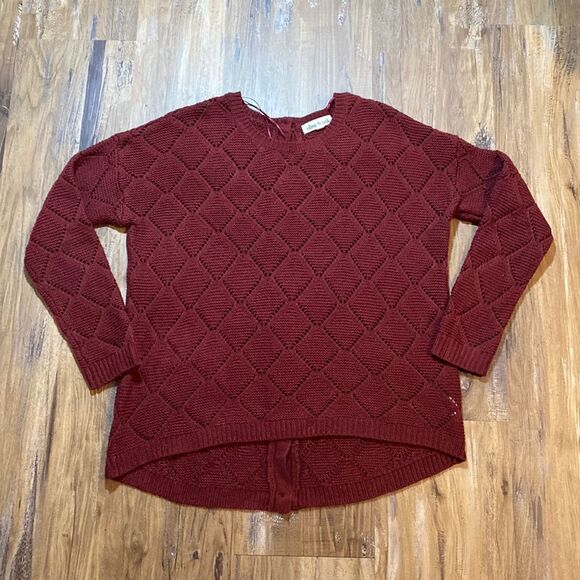 Olive & Oak Diamond Textured Cable Knit Burgandy Sweater - Picture 3 of 7